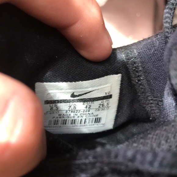 Nike pg 13 custom colour basketball shoes M’s 8.5 - Picture 3 of 4